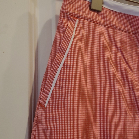IZOD Red Gingham Plaid Skort Golf Skirt sz 10 - Picture 2 of 9